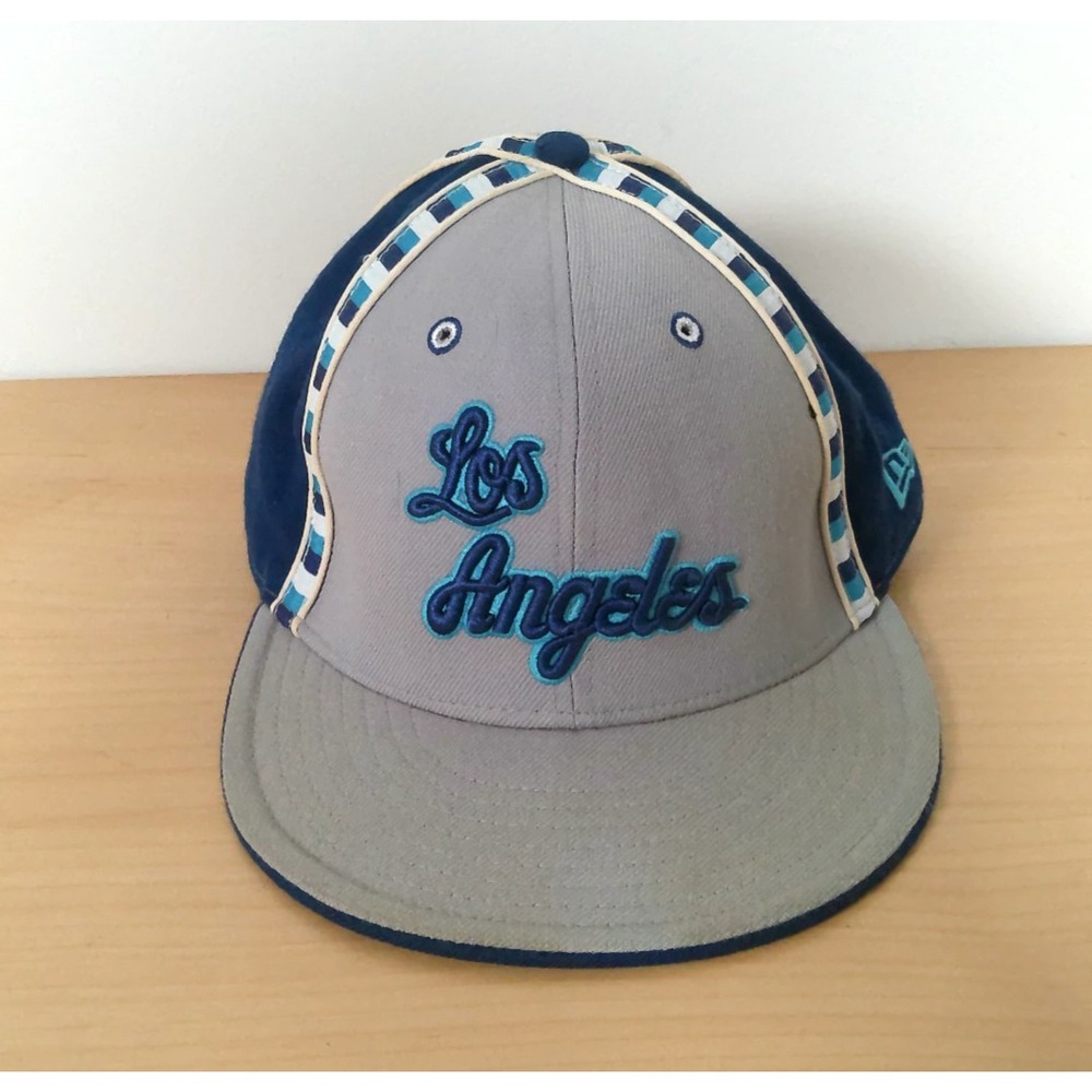 Los Angeles Lakers Script Logo New Era 59FIFTY 7 1/2 Gray Teal Fitted Hardwood